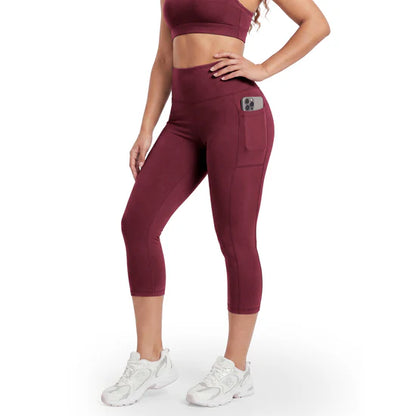 The sculpting capri pants that accentuate your curves.