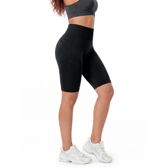 The 3D cropped leggings that enhance your silhouette with comfort.